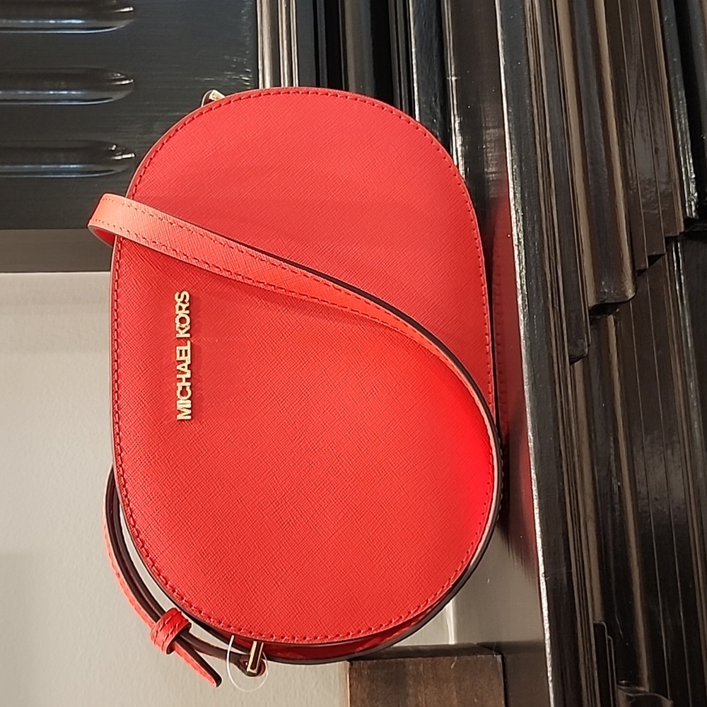 🌺HP🌺Michael Michael Kors Dark Sangria Jet Set Medium Travel Crossbody